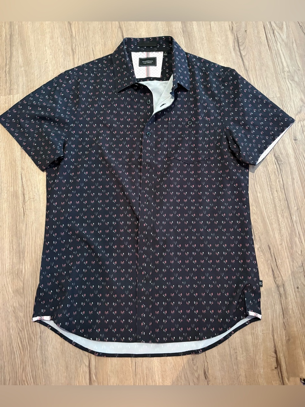 7 Diamonds Navy Short-Sleeve Button-Down with Pink Micro Pattern